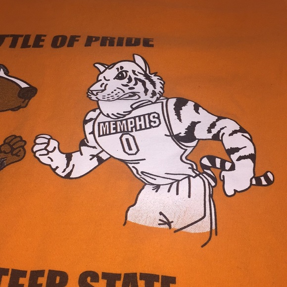 Tennessee vs. Memphis Adidas t-shirt Size Men’s Sm - Picture 3 of 8